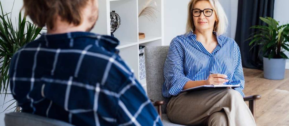 shutterstock_2348304867(FILEminimizer)